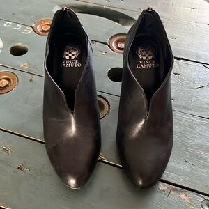 Vince Camino Vyammi black leather bootie